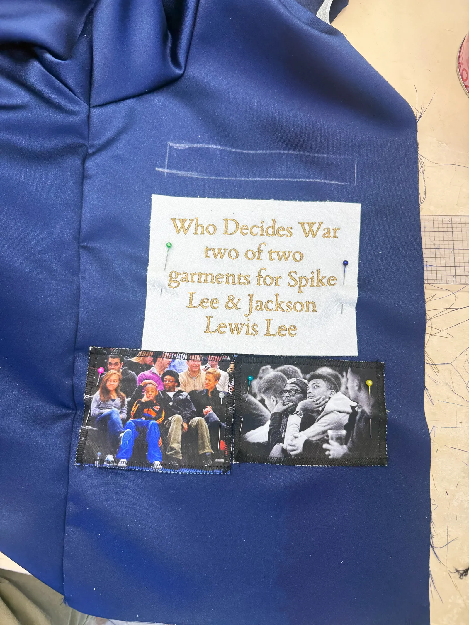 Spike Lee и его сын Jackson Lee представили персональную джерси-куртку для парада Knicks