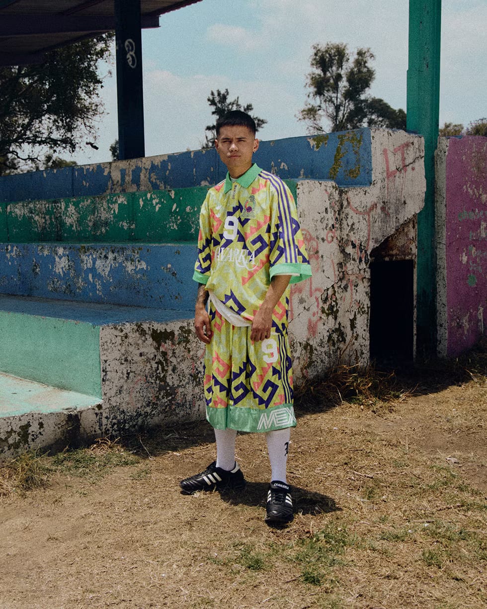 Willy Chavarria и adidas представили коллекцию к ЧМ-2026, вдохновлённую мексиканской футбольной культурой