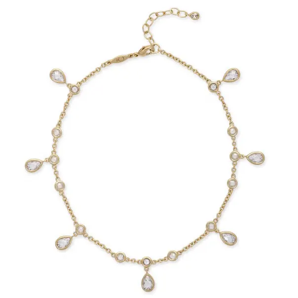 Как anklets стали заметным акцентом летних образов: подборка трендов и стилизации