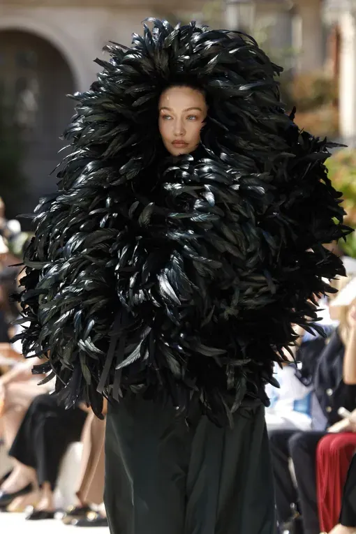 Показ Balenciaga Пьерпаоло Пиччоли: возвращение к телу и форме