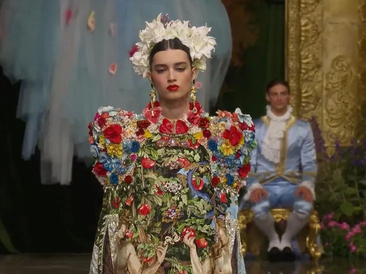 Dolce & Gabbana Alta Moda показали Италию, Сицилию и разные образы Женщины
