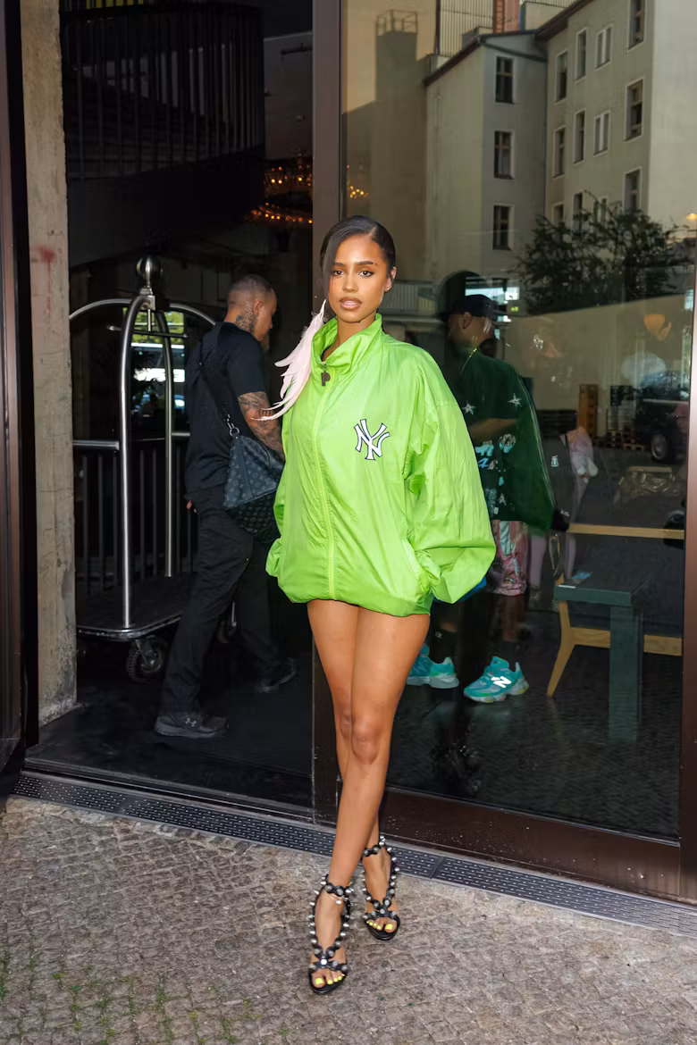 Tyla примерила эстетику Y2K video vixen на вечеринке в Лондоне