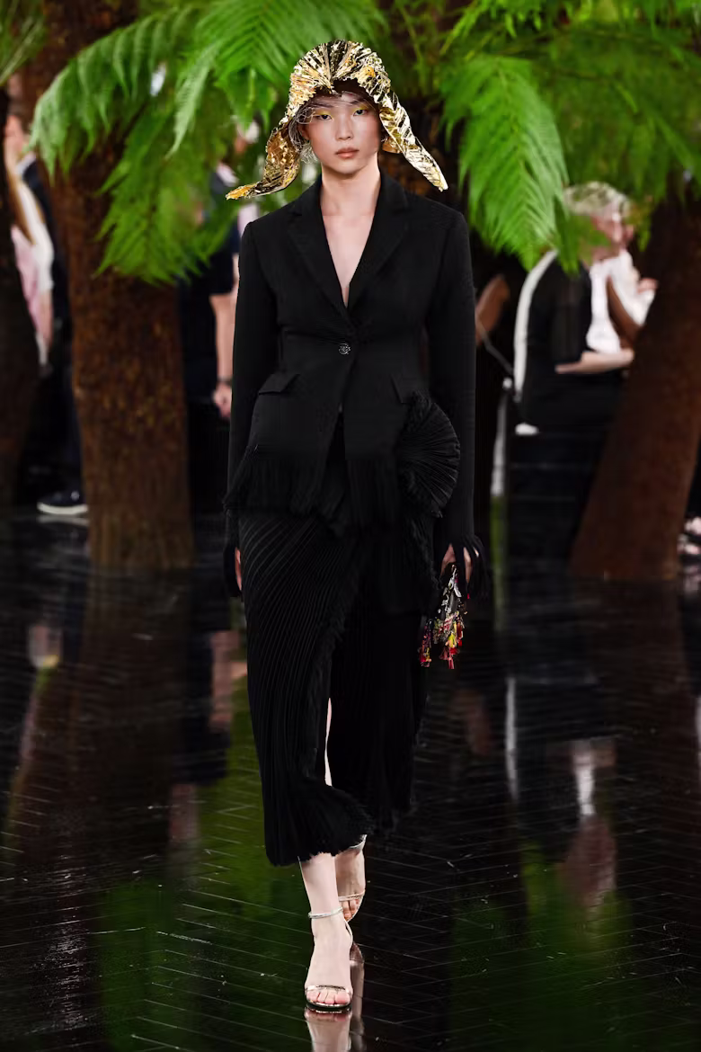 Dior показал кутюр Fall 2026: скульптурные формы, ремесло и «спонтанная радость»