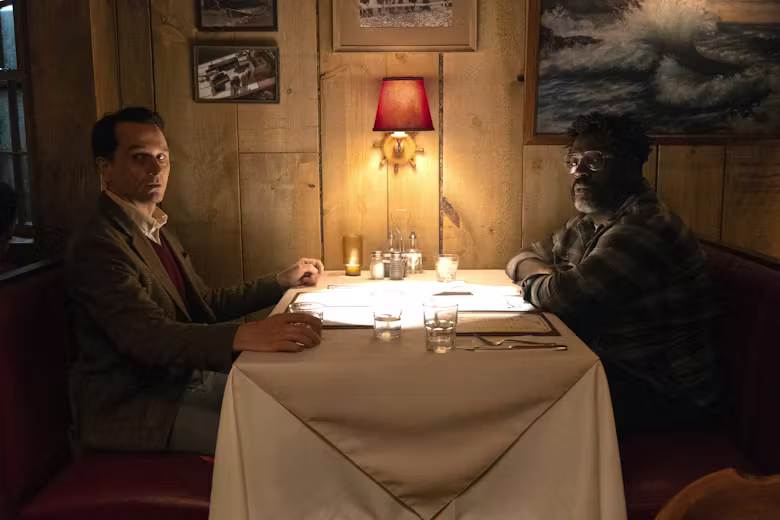 Какие сериалы смотреть летом 2026 года: 10 премьер и возвращений, которые стоит не пропустить