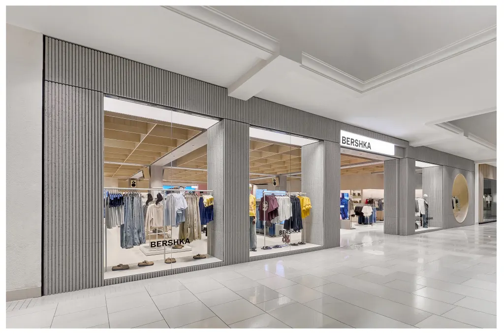 Бернар Арно получит John B. Fairchild Honor на WWD Apparel and Retail CEO Summit