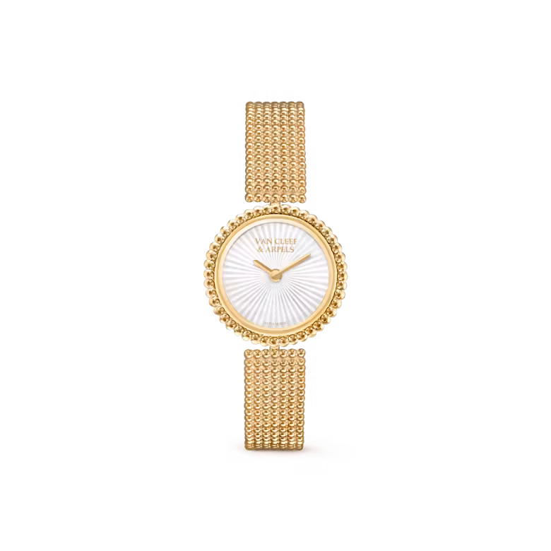 Van Cleef & Arpels показал коллекцию Perlée, созданную для сочетаний и многослойности